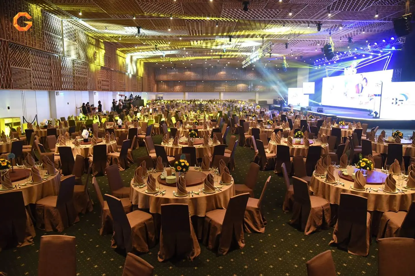 castor-banquet.webp