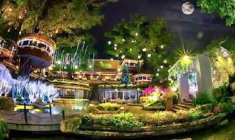 Instagram Saigon Tour - Ho Chi Minh City