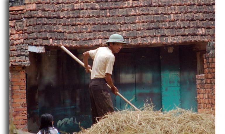 A day trip Hanoi Outskirts Tour