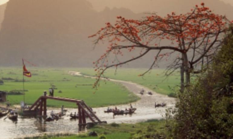 A day trip Hanoi Outskirts Tour