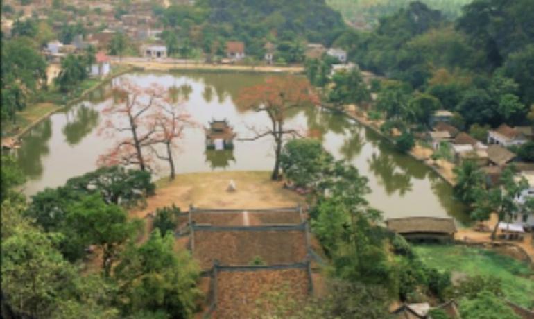 A day trip Hanoi Outskirts Tour