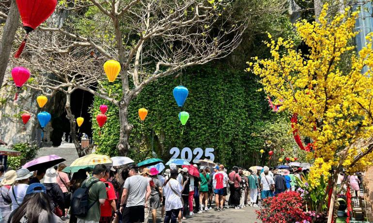 Danang Bana Hill Hoi An 4D3N
