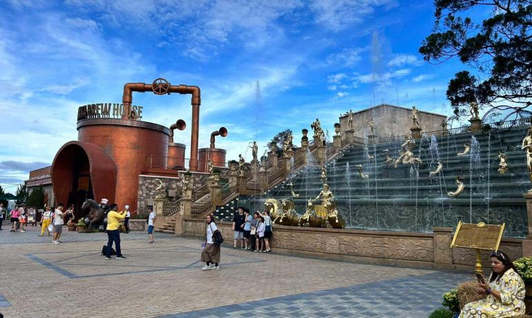 Danang Bana Hill Hoi An 4D3N