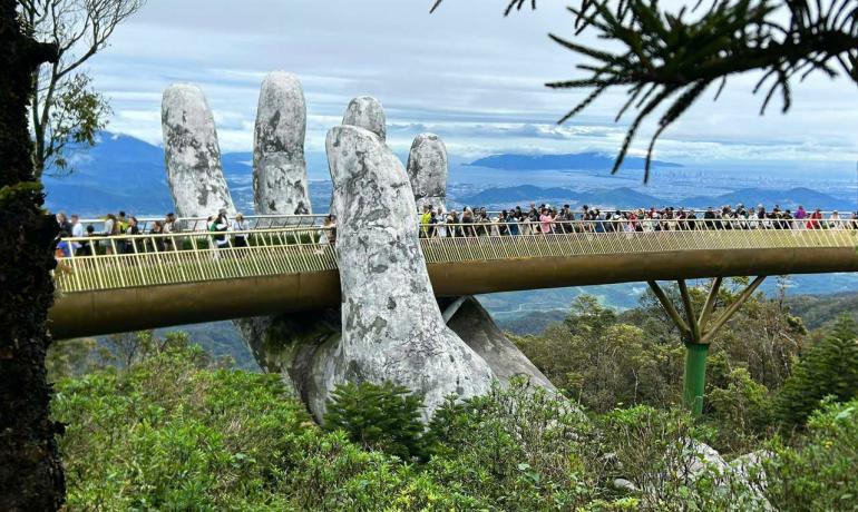 Danang Bana Hill Hoi An 4D3N