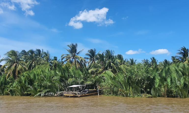 Ho Chi Minh Cu Chi My Tho Mekong rivers Vung Tau 5D4N Tour
